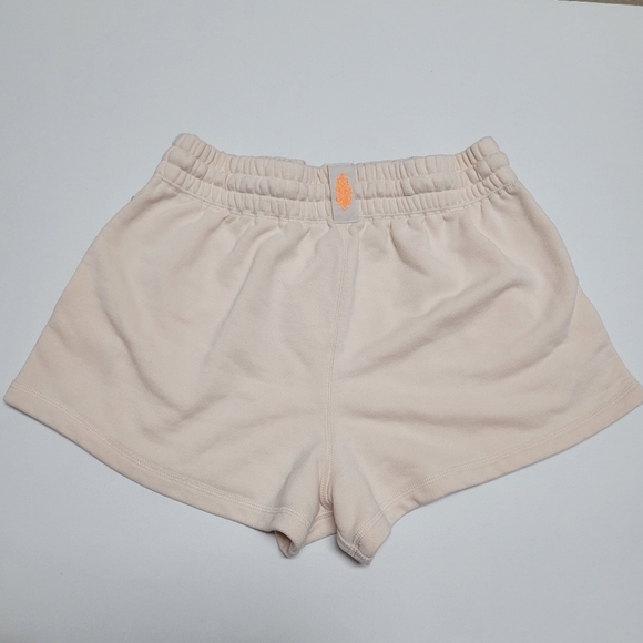 FP Movement Feeling Wavy shorts  Size medium. - Picture 3 of 11
